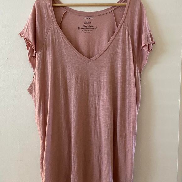 Torrid pink slim fit  V-neck top - Picture 1 of 6